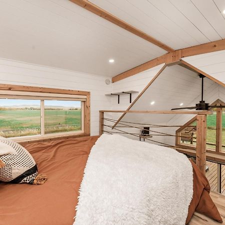 Modern Tiny Cabin, With Hot Tub In Choteau Mt Dış mekan fotoğraf